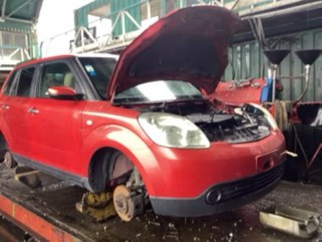 Mazda Verisa DC 2WD 01/04 on