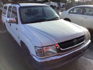 Toyota Hilux GGN15 03/05>