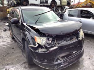Mitsubishi Outlander CW5W 2003-2005